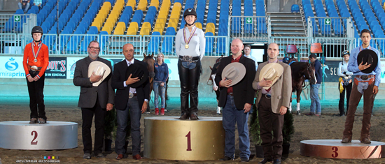 BNG_9198_PODIUM_FEI_JUNIOR_RIDERS_INDIVIDUAL_web.png